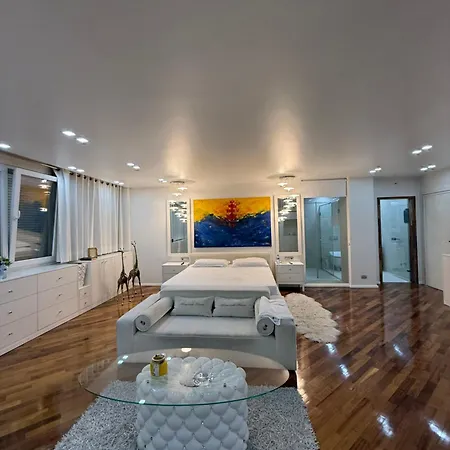 Zogu I Zi Appartement